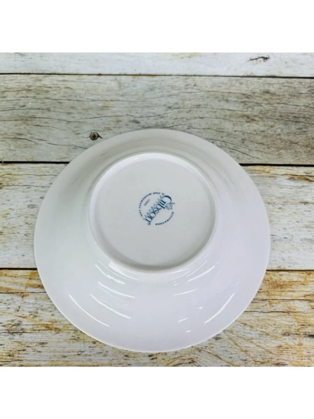 Gibson FRUIT Embossed Fruit Leaves White Shades Rim Coupe Soup Bowls Set of 4